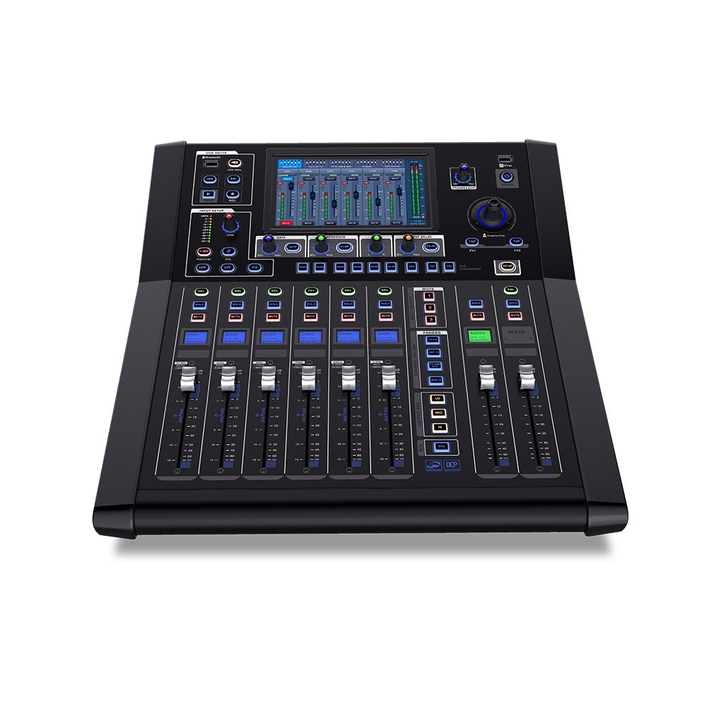 MD-18 digital mixing console